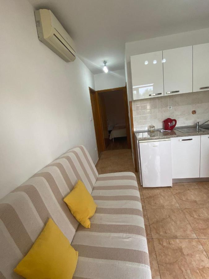 Studio Apartment Novak Čilipi Eksteriør billede