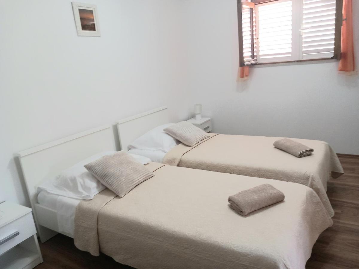 Studio Apartment Novak Čilipi Eksteriør billede